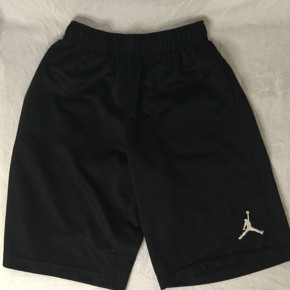 Jordan Boys Medium 10-12 yrs Mesh Black Basketball Shorts